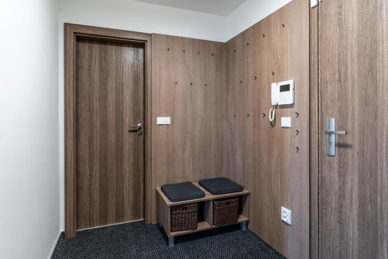 Apartman Horni Misecky - Luxusni Ubytovani Pro Dve Rodiny S Detmi Buitenkant foto