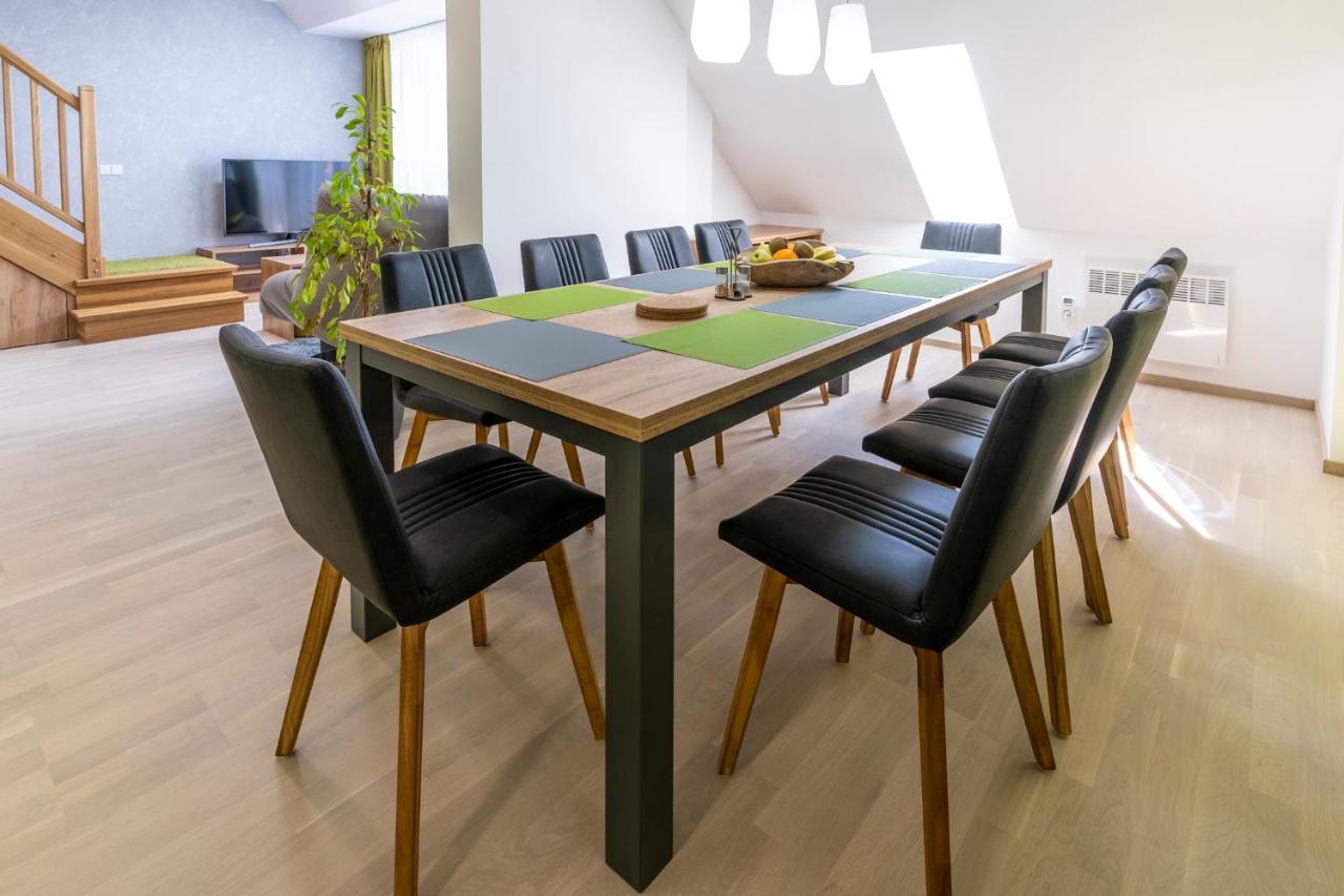 Apartman Horni Misecky - Luxusni Ubytovani Pro Dve Rodiny S Detmi Buitenkant foto